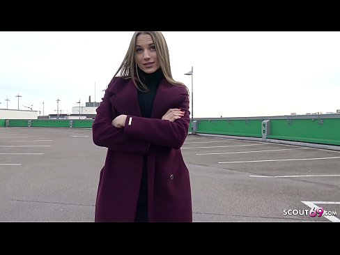 ❤️ VĀCU SKAUTS IR SAPNIS, PIESKARAS STEELE, AUTOSTĀVVIETA TELLTALE UN SEXY PAR NAUDU ️❌ Kaltais porno pie mums ❌❤